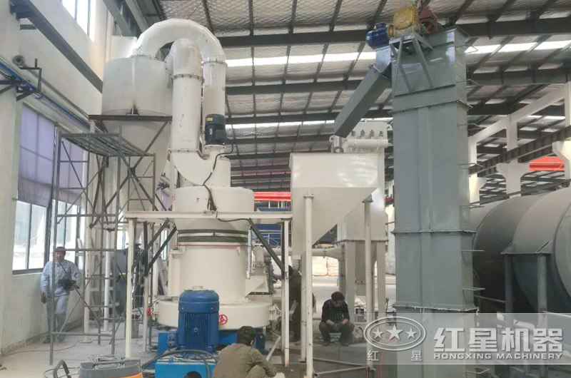 雷蒙磨粉機(jī)可以將鋁礬土磨成250目的細(xì)粉嗎？怎樣調(diào)雷蒙磨粉子粗細(xì)？